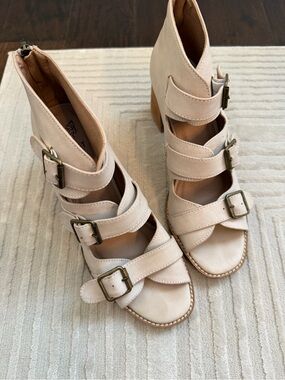 Buckle Nude Multi-Buckle Strappy Heeled Sandals